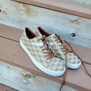 MICHAEL KORS KEATON SNEAKER size 7.5